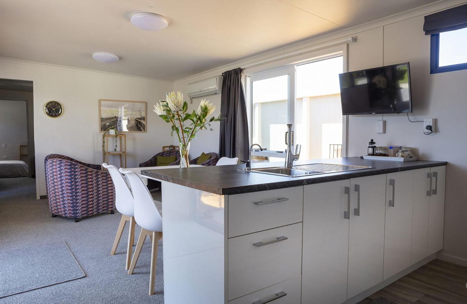 Sunny Ark Apartment New Plymouth Exteriör bild