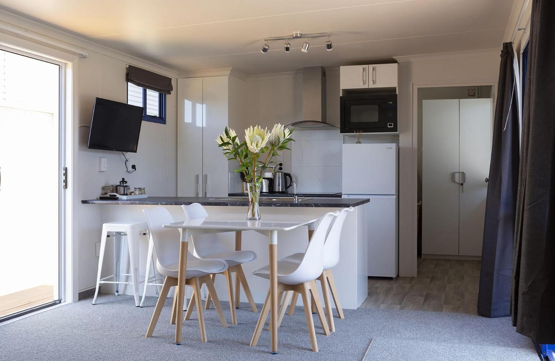Sunny Ark Apartment New Plymouth Exteriör bild